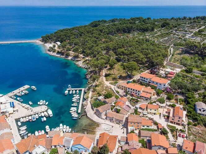 Cuore di Milka Apartments Veli Losinj Bagian luar foto