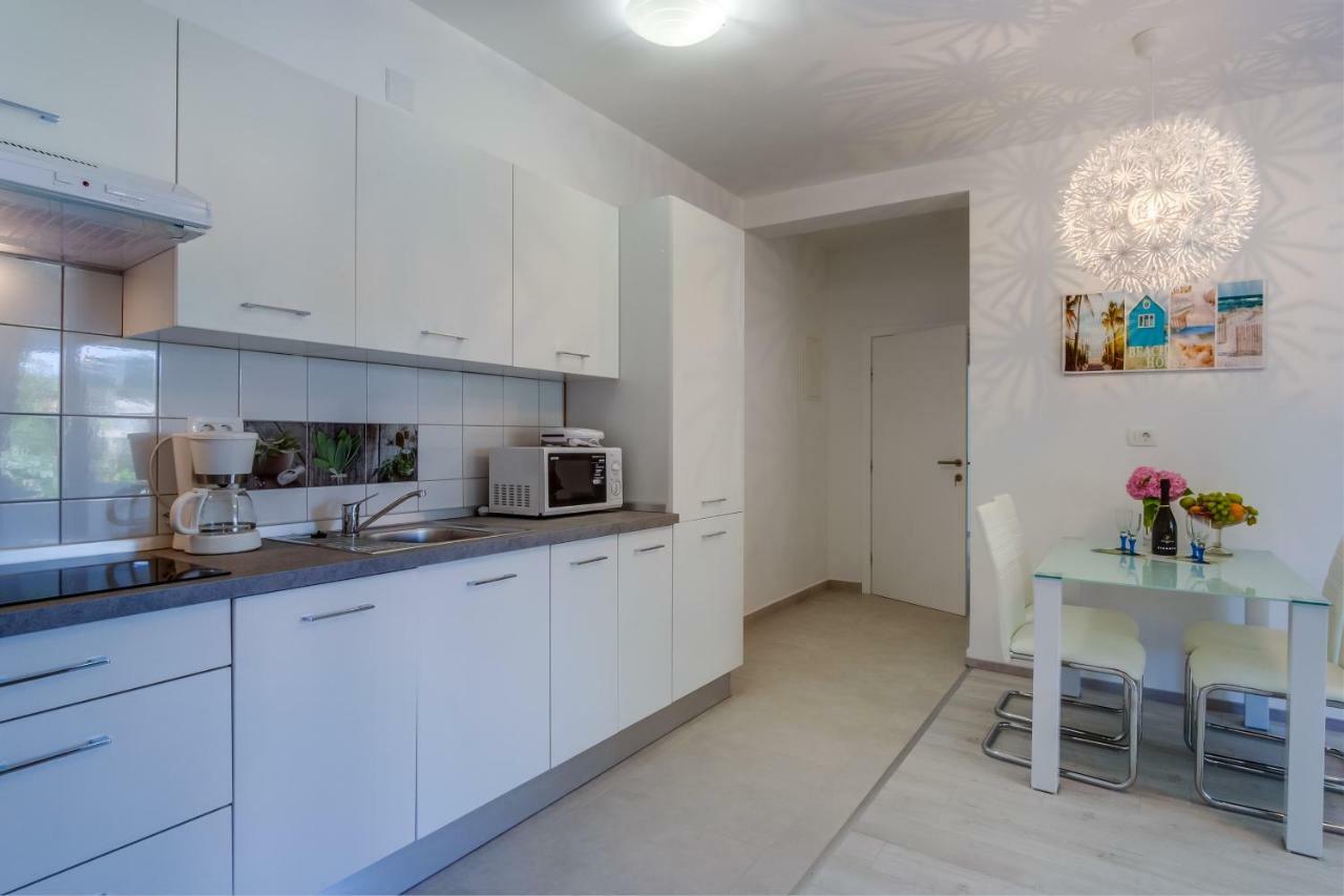 Cuore di Milka Apartments Veli Losinj Bagian luar foto